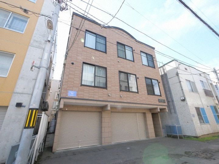 北海道札幌市中央区南五条西14(アパート)の賃貸物件の外観