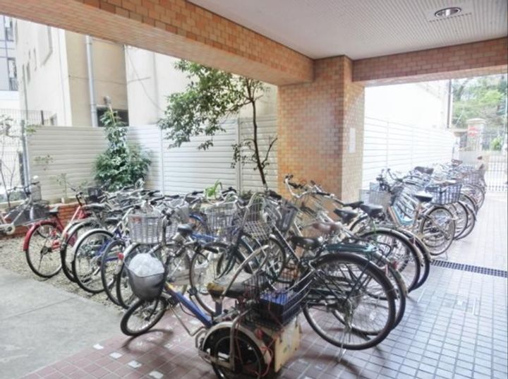 パシフィックパレス池之端の地図