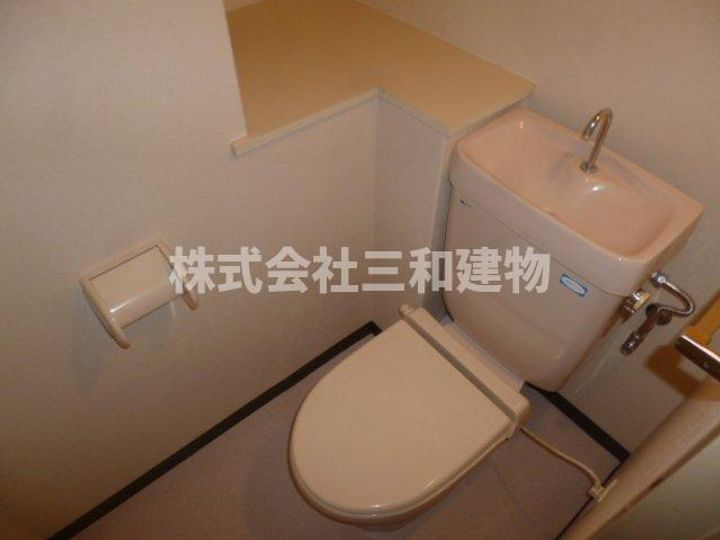 プラザ・サン・タナカ5号館の内装