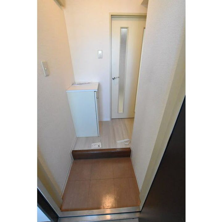 北海道札幌市中央区大通西15(マンション)の賃貸物件の玄関