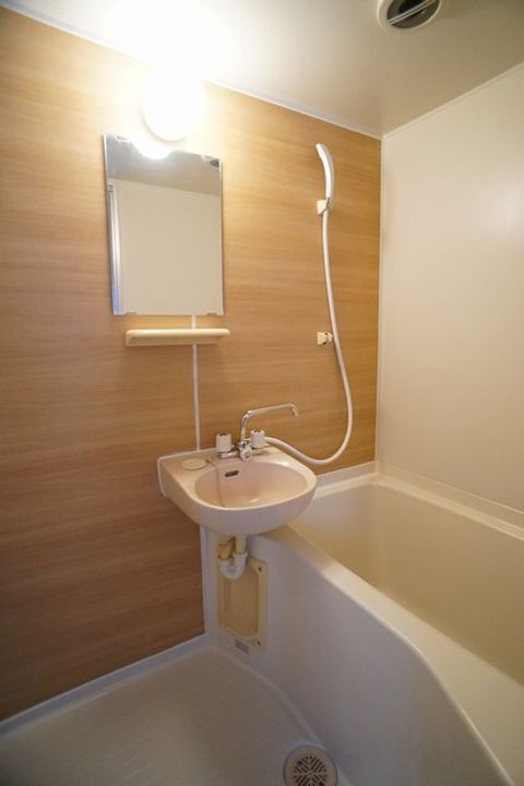 ジュネスIIIの風呂