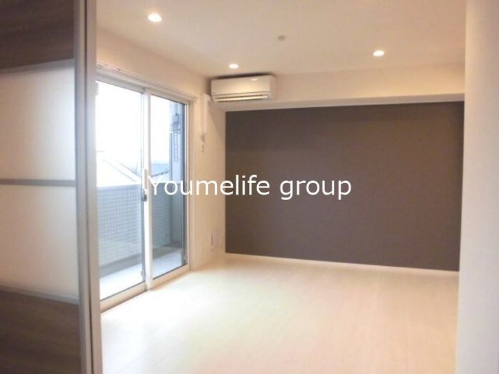 神奈川県厚木市愛甲東1(アパート)の賃貸物件の居間