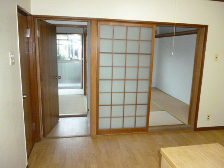 東京都大田区東六郷2(マンション)の賃貸物件の居間