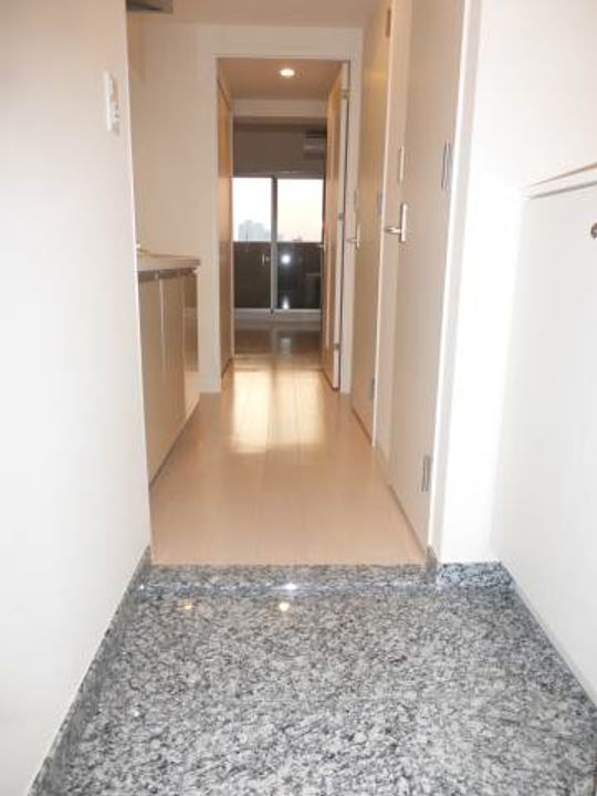 大阪府大阪市都島区片町2(マンション)の賃貸物件の玄関