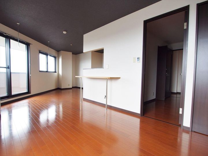 ファイブシティの居間