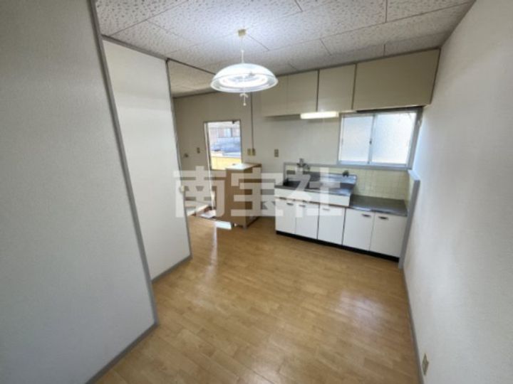 エンジェルハイツ桜苑の居間