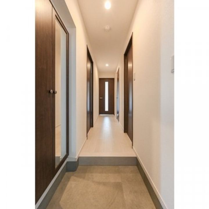 シエル大津WESTの玄関