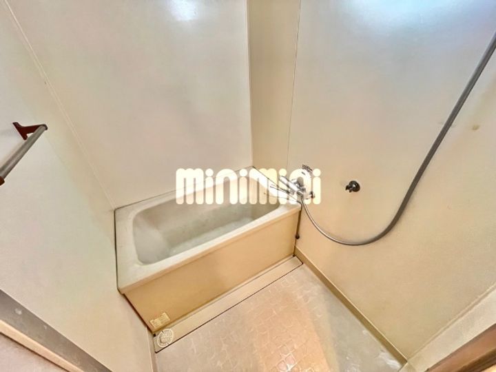 ドミール藤治の風呂