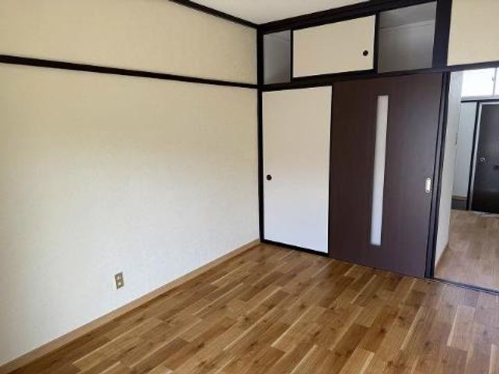 コーポ大山の居間