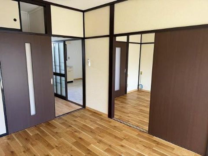 コーポ大山の居間