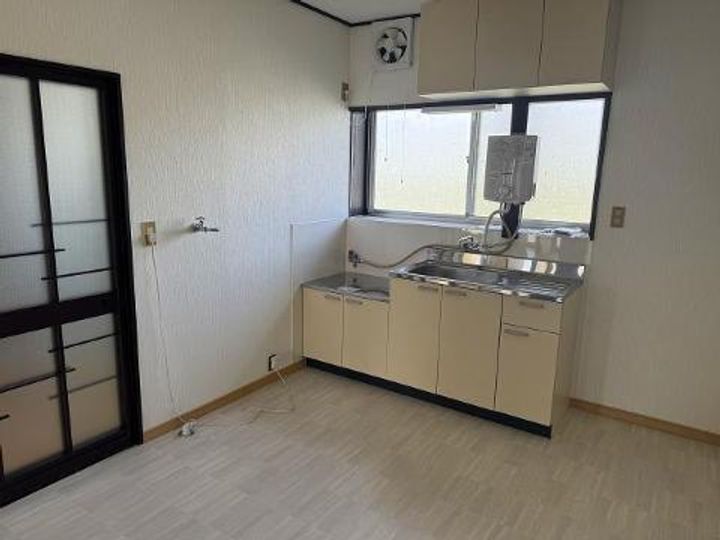 コーポ大山の居間