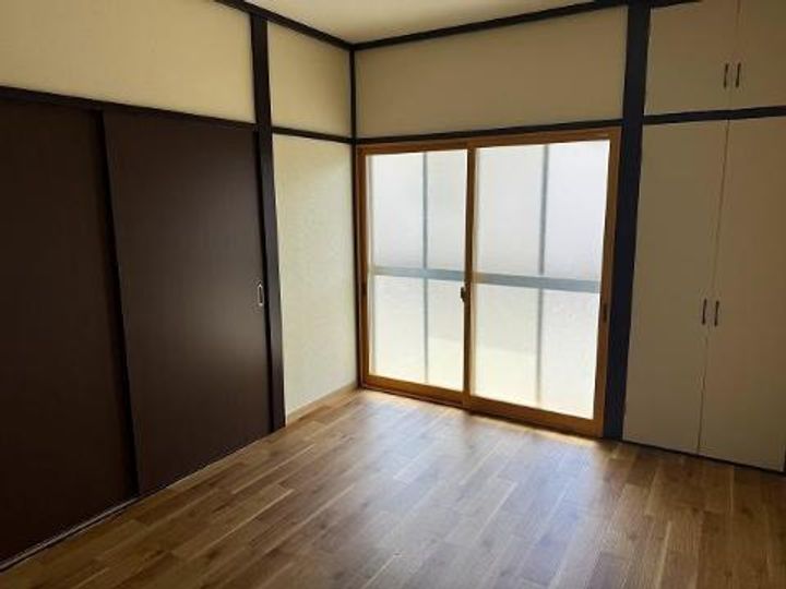 コーポ大山の居間