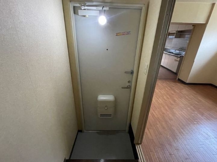 シャンティ小日向の玄関