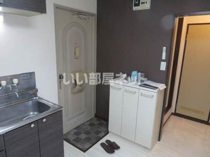 タウニィ88 Aの玄関