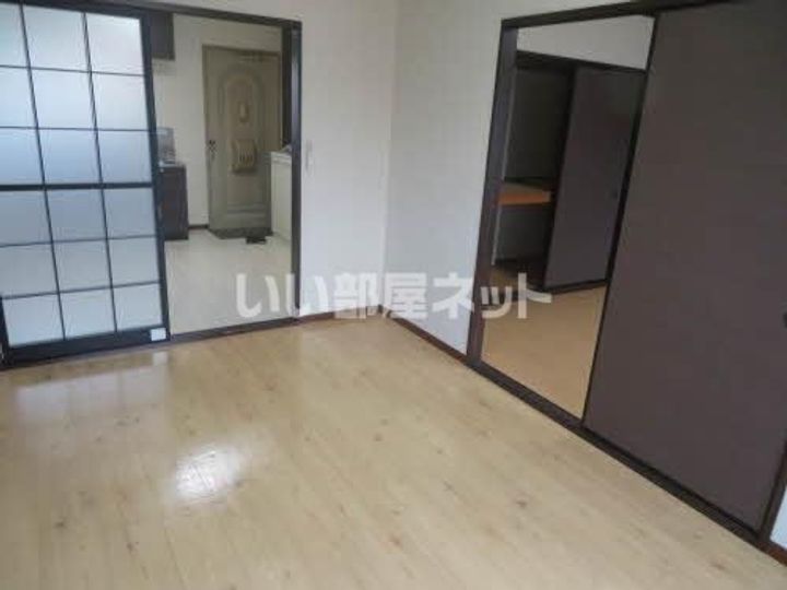 タウニィ88 Aの居間