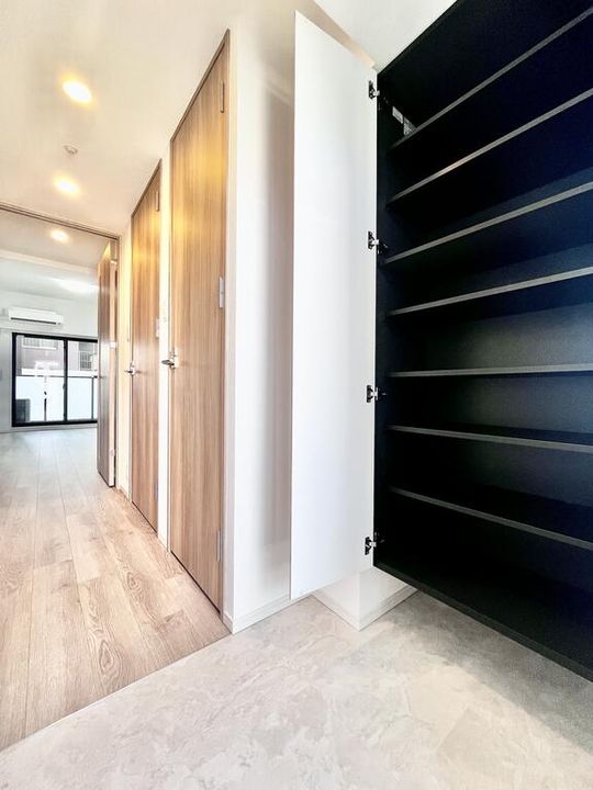 愛知県名古屋市西区新道1(マンション)の賃貸物件の玄関