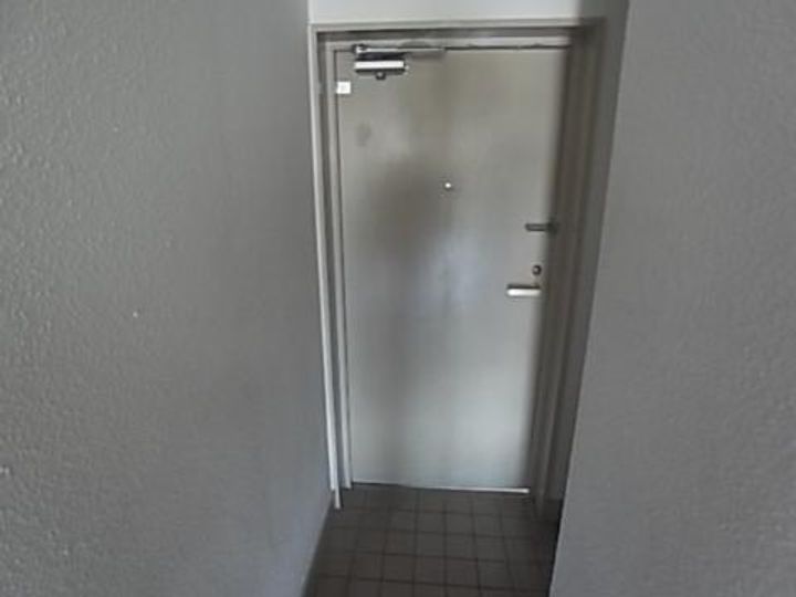 ロードサイドサガの玄関