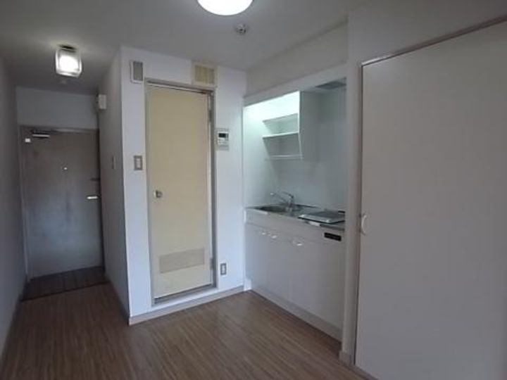 ロードサイドサガのキッチン