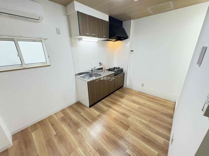 兵庫県神戸市中央区上筒井通7(アパート)の賃貸物件の居間