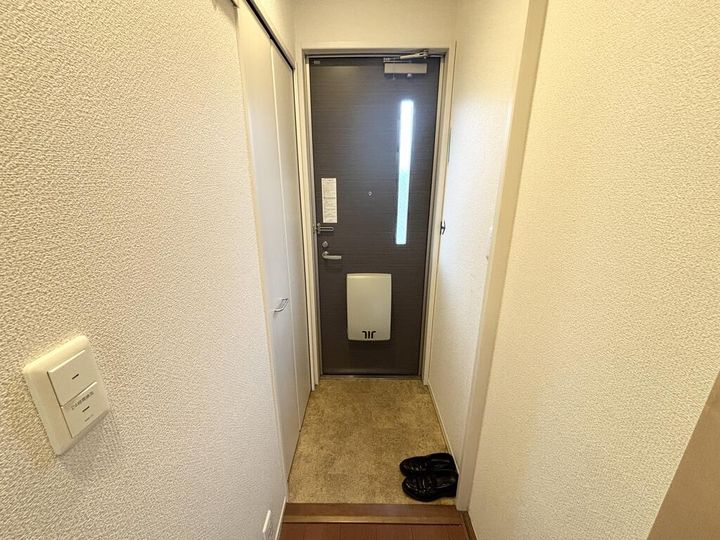宮城県仙台市太白区ひより台(一戸建)の賃貸物件の玄関