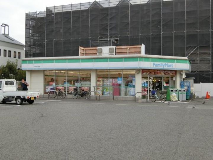 ユウパレス穴田の周辺