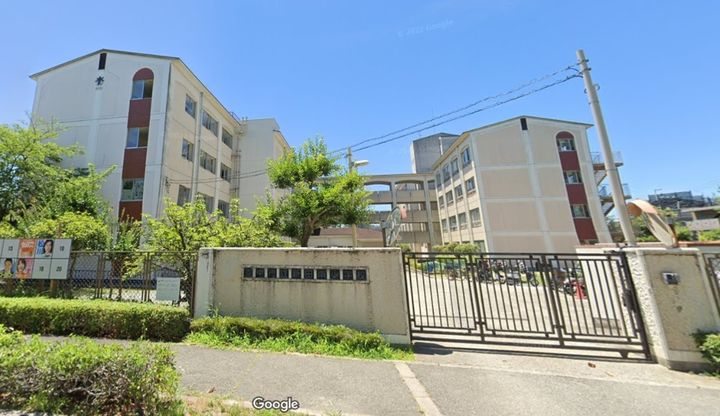 シャーメゾン桃李の周辺