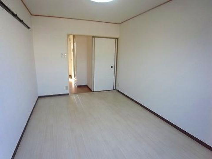 リバーヒル喜志の居間