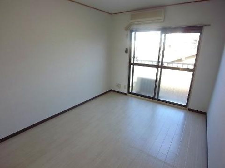 リバーヒル喜志の内装