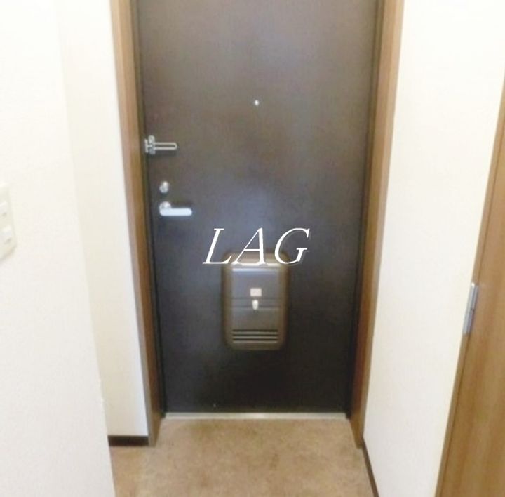 東京都中野区沼袋4(マンション)の賃貸物件の玄関