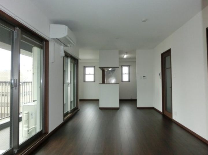 J-PLACE東町の居間