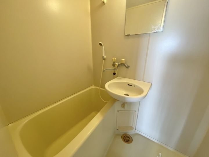 ハイツフレンド元島名の風呂