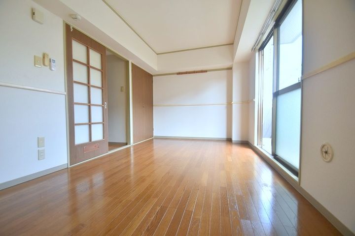 シャスタハシモト3番館の居間