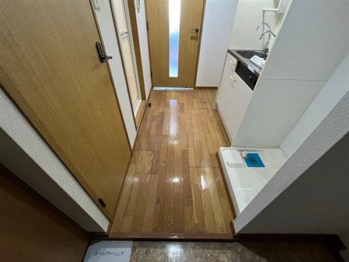 ロイヤルパレス目黒の玄関