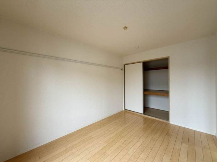 Sunny court 屋野 II棟の内装