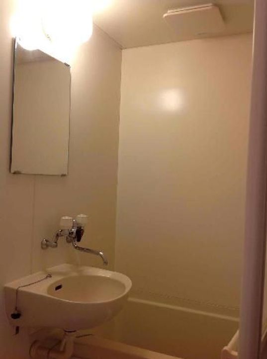 レオパレスシャルムの風呂