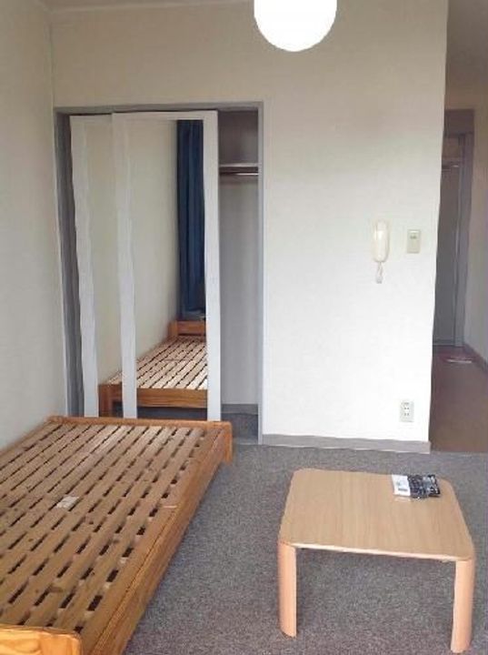 レオパレスシャルムの内装