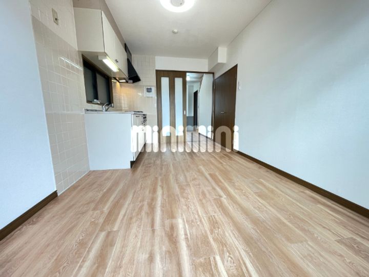 桂山サコウハイツIIの居間