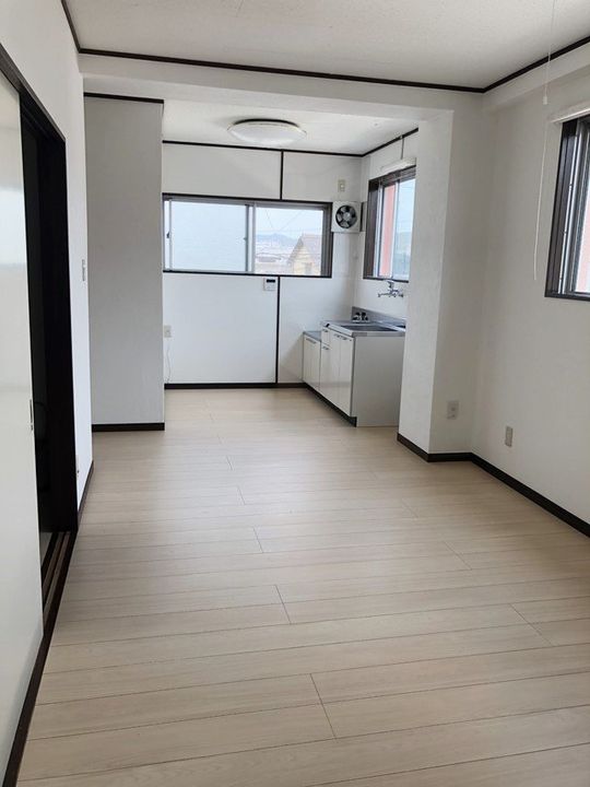 グリンビュー坂上の居間