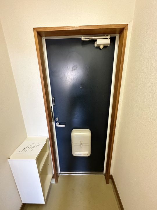 岡山県倉敷市福島(アパート)の賃貸物件の玄関