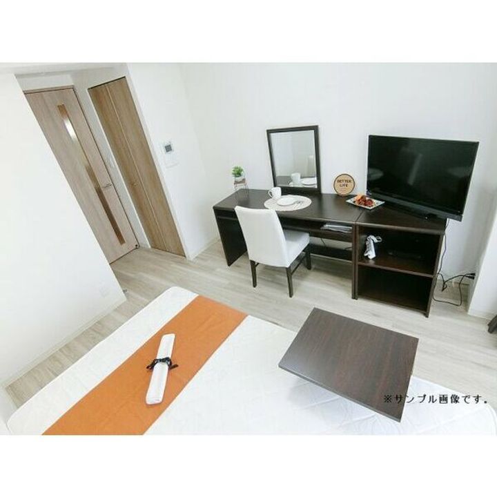 プレサンス名古屋STATIONサティナの居間