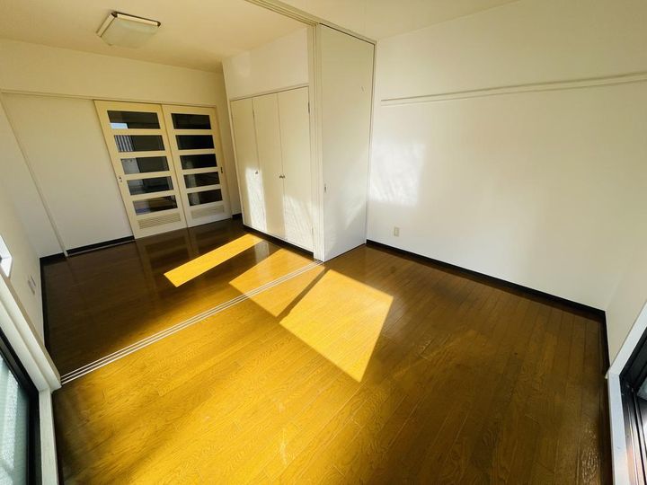 アーバンハイツ向山の居間