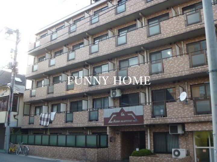 日神パレステージ代田橋の外観