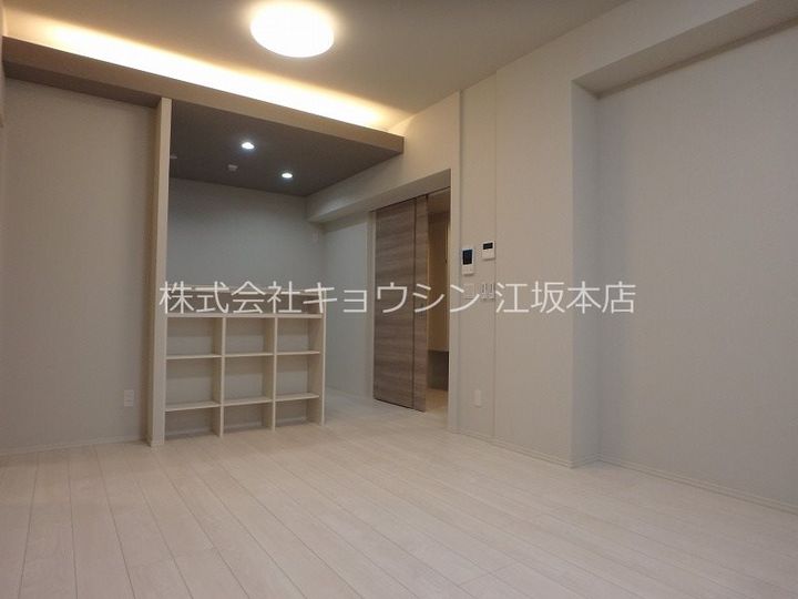 大阪府吹田市江の木町(マンション)の賃貸物件の居間
