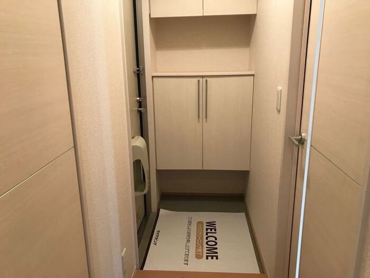 神奈川県横浜市金沢区東朝比奈1(アパート)の賃貸物件の玄関