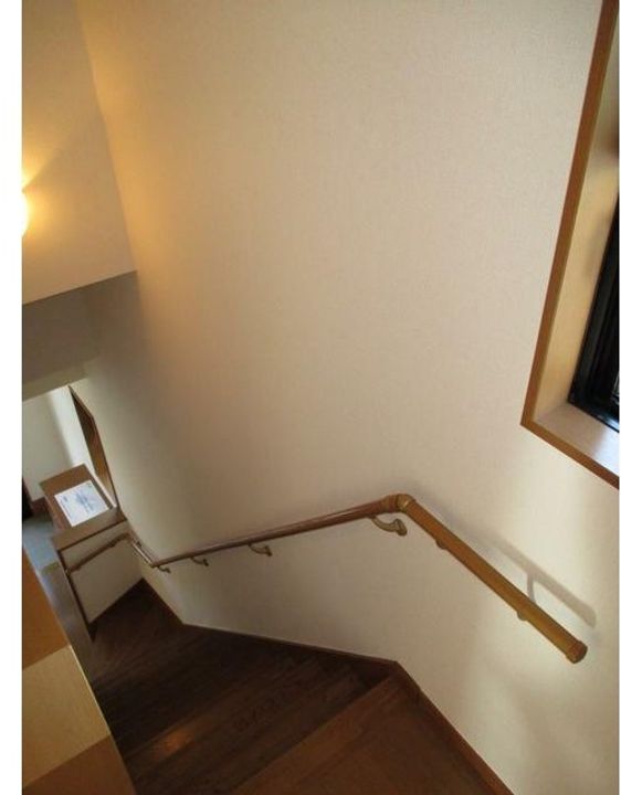 神奈川県横浜市青葉区荏田西2(一戸建)の賃貸物件の玄関