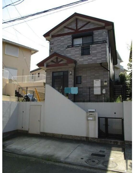 神奈川県横浜市青葉区荏田西2(一戸建)の賃貸物件の地図