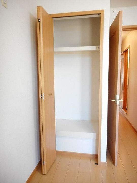 新潟県長岡市古正寺3(アパート)の賃貸物件の内装