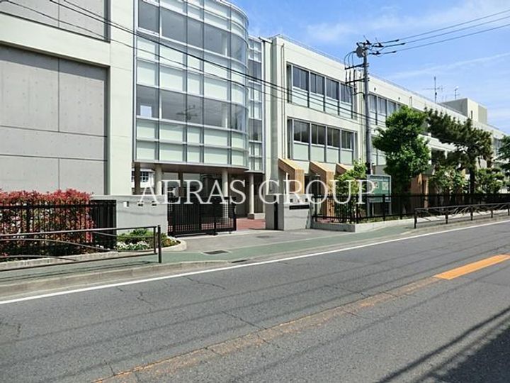 ヴィラ フェリシアの周辺