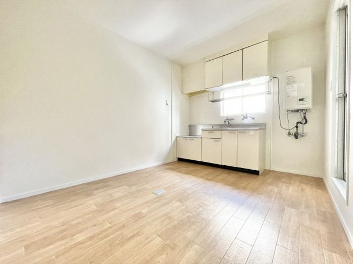 シャルムハイツ王子の居間