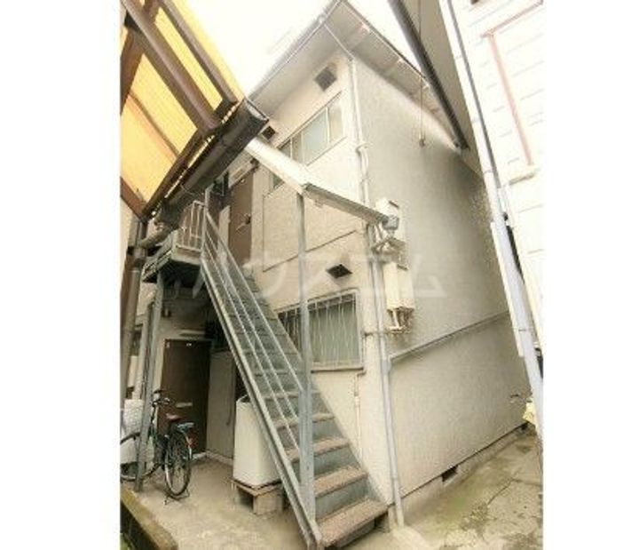 金井荘の外観